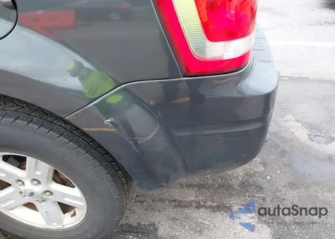 2008 Ford Escape Hybrid from USA, damaged, VIN 1FMCU49H28KD66152